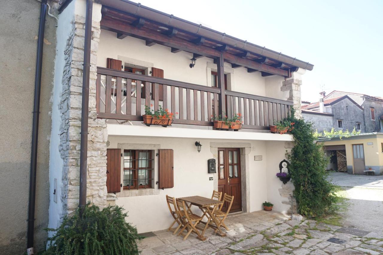 Casa Vacanze Alenka Borgo Grotta Gigante Kültér fotó